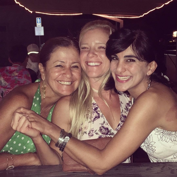 Meet your Posher, Parissa - Picture 1 of 1